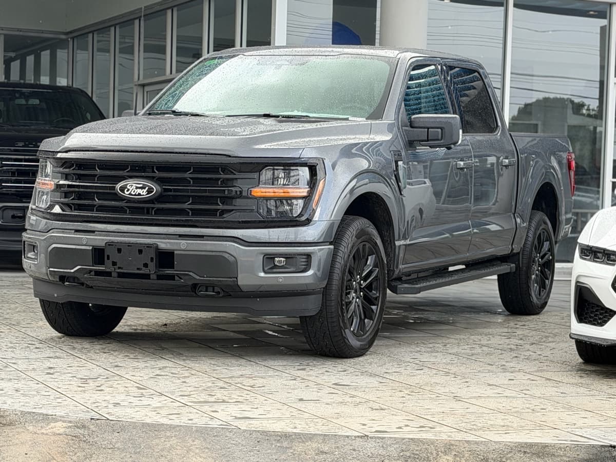 Ford Ford f-150 xlt fx4 2026