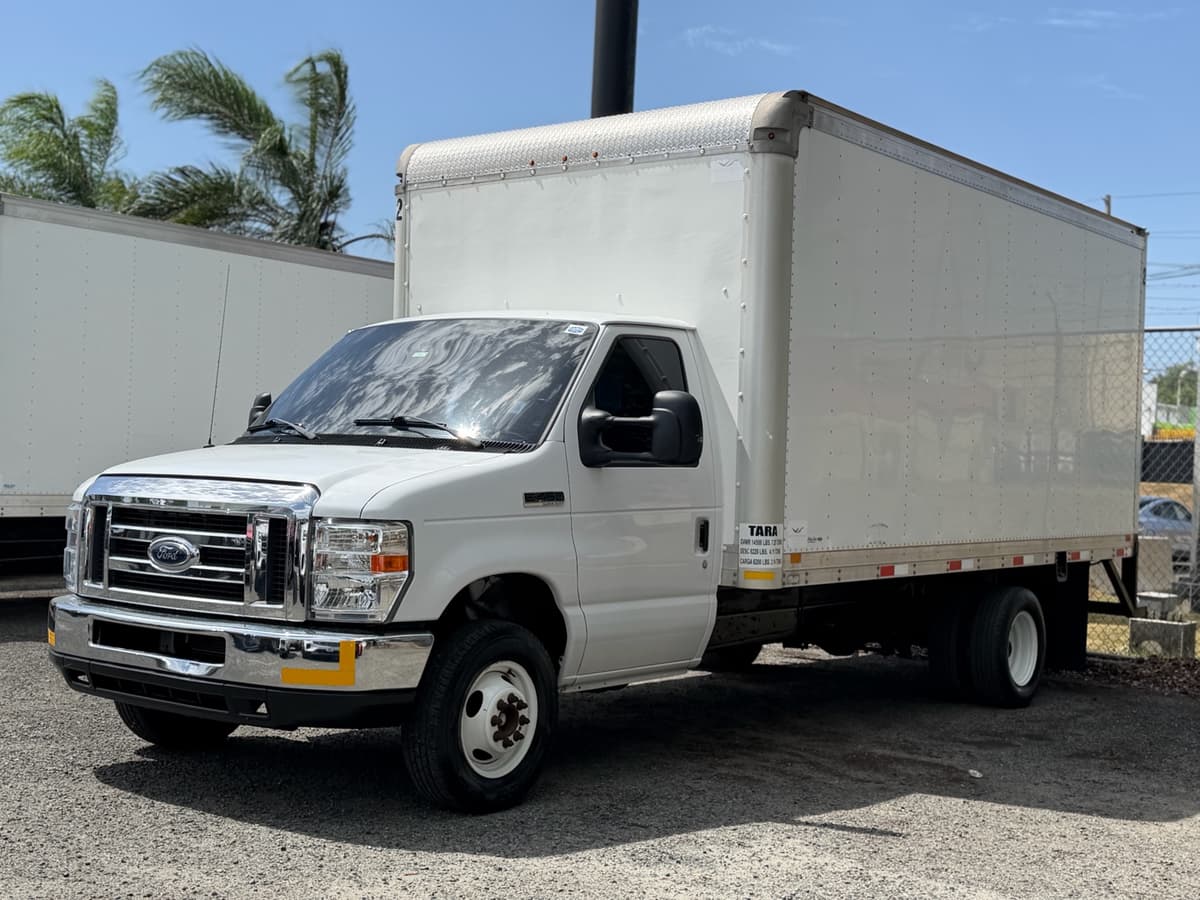 Ford 2019 ford e-series cutaway